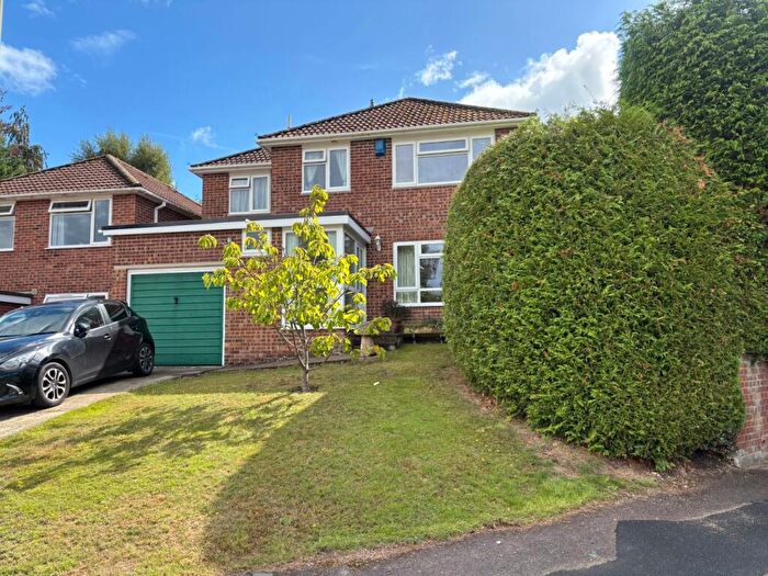 4 Bedroom Detached House For Sale In Whittington Close, Hythe, Southampton, Hampshire, SO45