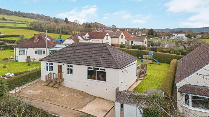 3 Bedroom Detached House For Sale In Ashmead Green, Cam, Dursley, GL11