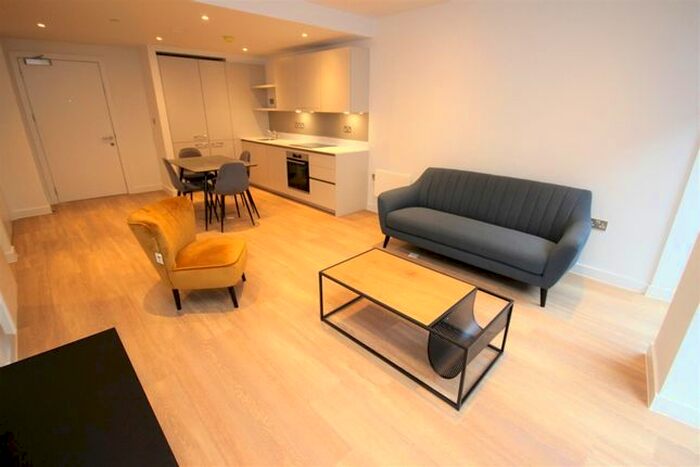 1 Bedroom Flat To Rent In Whitworth Street, Manchester, M1