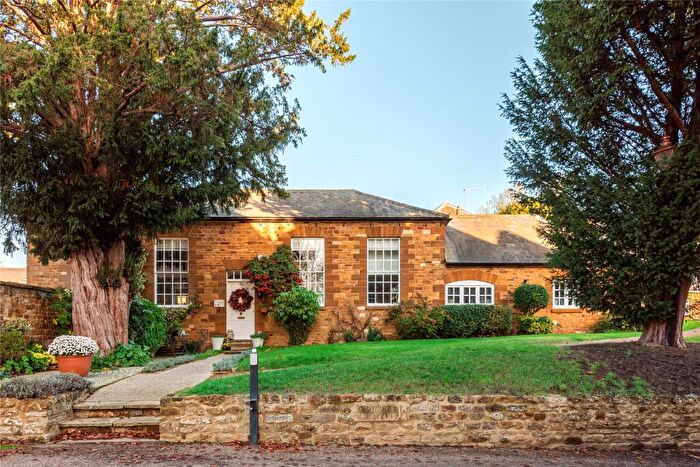 3 Bedroom Link Detached House For Sale In Church Way, Ecton, Northampton, Northamptonshire, NN6