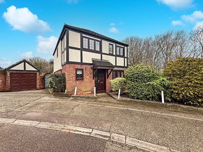 4 Bedroom Detached House For Sale In Endean Court, Wivenhoe, Colchester, CO7