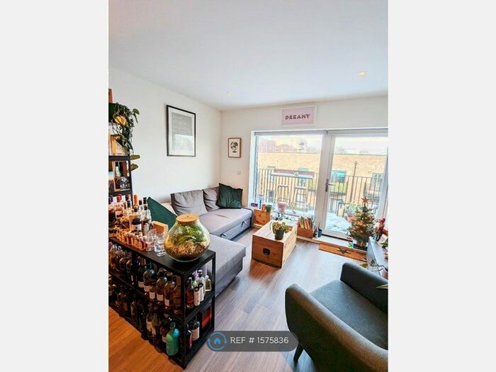 1 Bedroom Flat To Rent In Searles Court, London, SE18