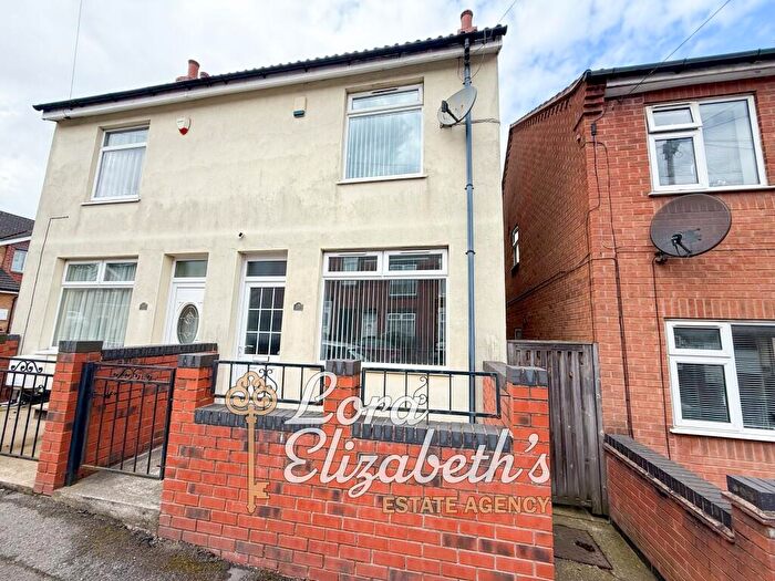 2 Bedroom Semi Detached House For Sale In Birkland Street, Mansfield, Nottinghamshire, NG18