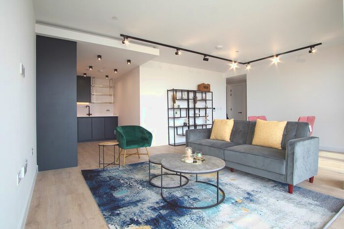 2 Bedroom Flat To Rent In Valencia Tower, City Road, London, EC1V