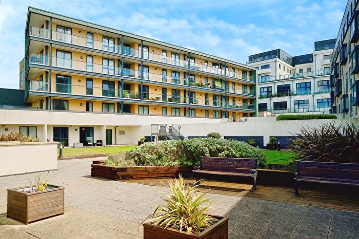 2 Bedroom Apartment For Sale In Suez Way, Saltdean, Brighton, BN2