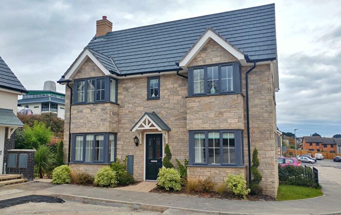 3 Bedroom Property To Rent In Centenary Way, Truro, TR3