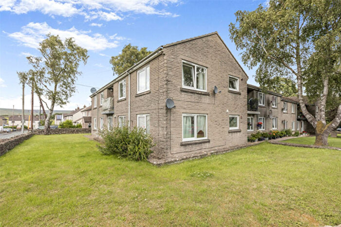 2 Bedroom Apartment For Sale In Dale View Gayle, Hawes, DL8