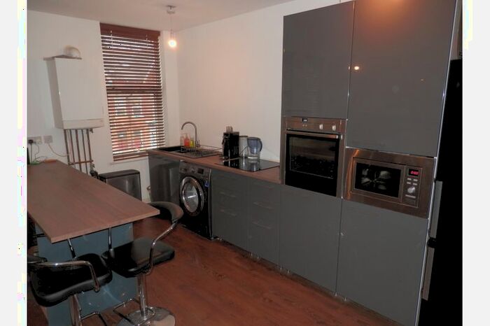 1 Bedroom Flat To Rent In Gillott Road, Edgbaston, Birmingham, B16