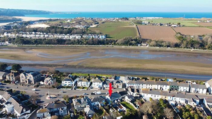 3 Bedroom End Terrace House For Sale In Commercial Road, Hayle, TR27