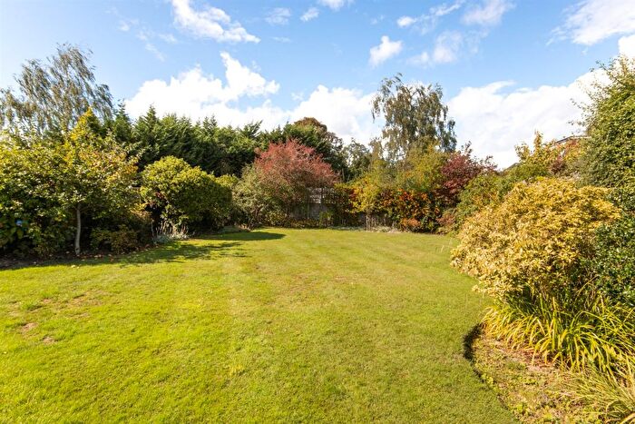 2 Bedroom Detached Bungalow For Sale In Brookmead, Hildenborough, Tonbridge, TN11