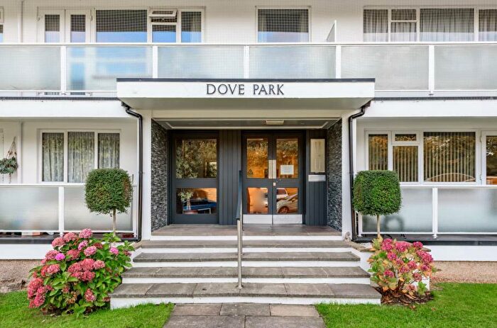 2 Bedroom Flat To Rent In Dove Park, HA5