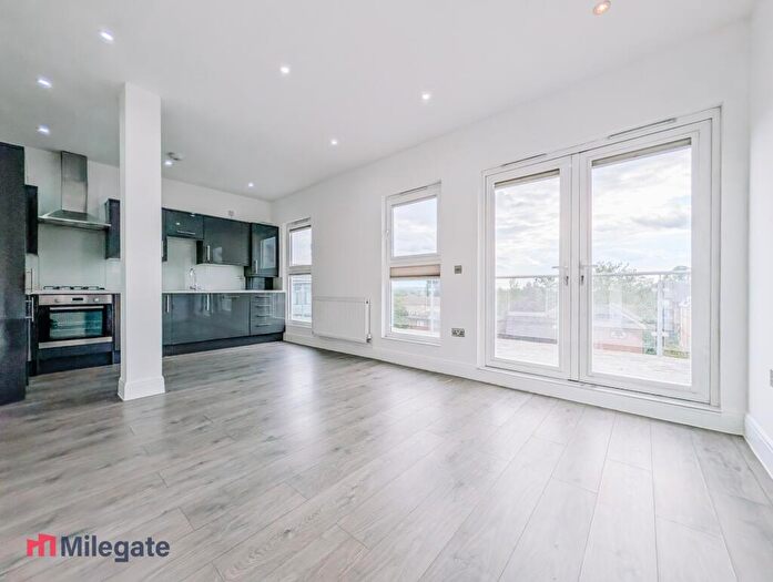 2 Bedroom Flat To Rent In London Road, Bromley, BR1