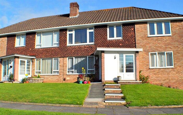 2 Bedroom Maisonette To Rent In Charmouth Road, St Albans, AL1