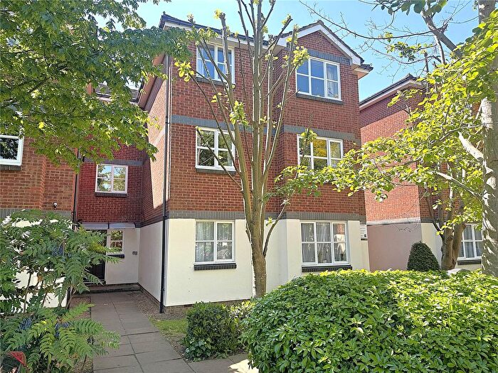 1 Bedroom Flat For Sale In Malting Way, Isleworth, TW7