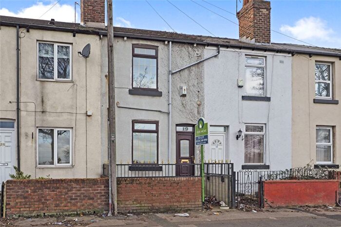 3 Bedroom Terraced House For Sale In Pindar Oaks Street, Barnsley, S70