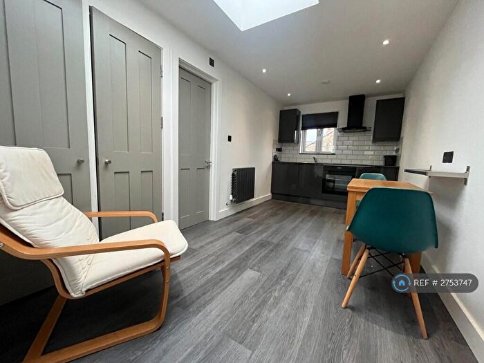 1 Bedroom Flat To Rent In Clonmell Road, London, N17