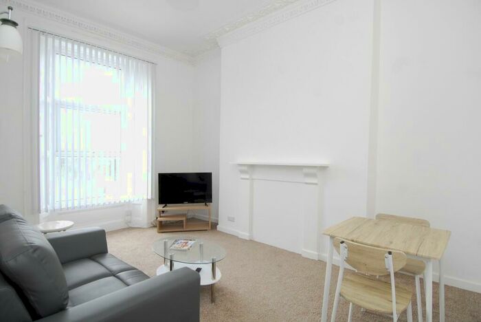1 Bedroom Apartment To Rent In North Road East, F3