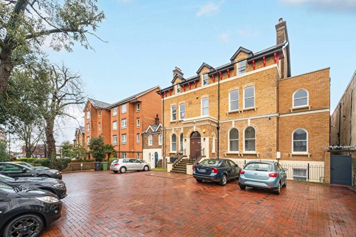 1 Bedroom Flat For Sale In Leigham Court Road, Streatham Hill, London, SW16
