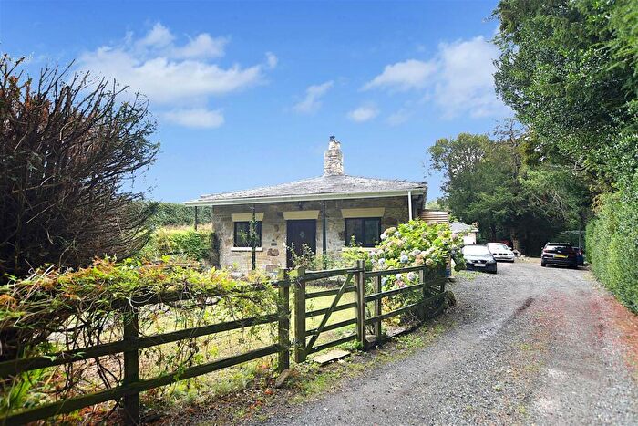 3 Bedroom Detached House For Sale In Minera Road, Ffrith, Cefn-y-Bedd, LL12