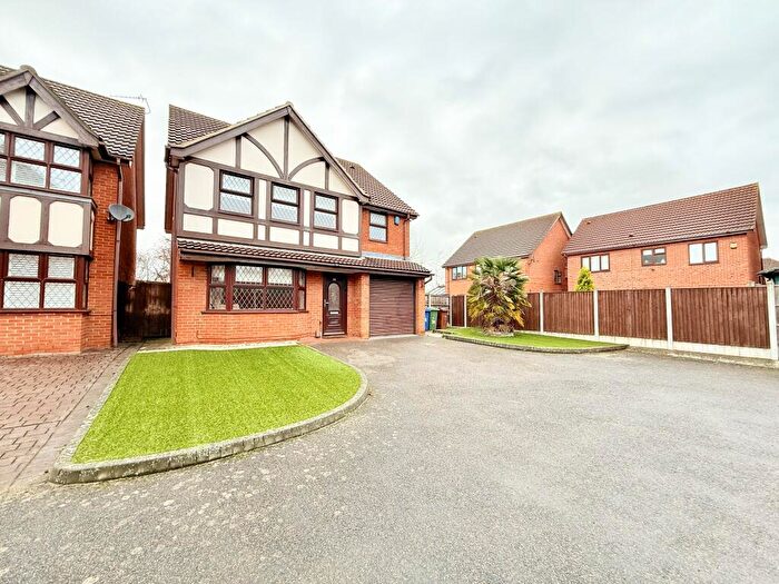 4 Bedroom Detached House For Sale In Gilbert Road, Chafford Hundred, Essex, RM16