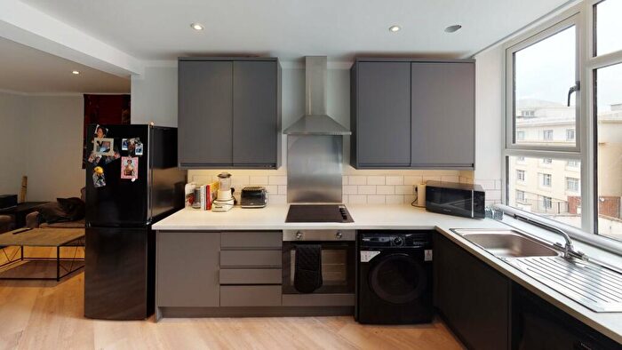 4 Bedroom Flat To Rent In Park Street, College Green, Bristol, BS1