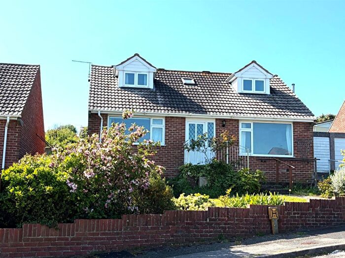 3 Bedroom Detached Bungalow For Sale In Mariners Drive, Swanage, BH19