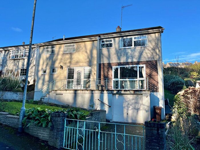 4 Bedroom Detached House For Sale In Trelawney Road, Saltash, PL12