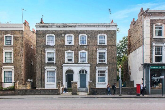 2 Bedroom Flat To Rent In Dalston Lane, Hackney, E8