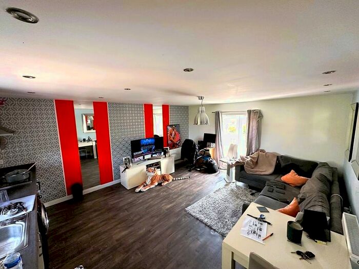 1 Bedroom Flat To Rent In Dairy Way, Leicester, LE8