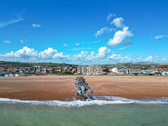2 Bedroom Flat For Sale In West Beach, Shoreham-By-Sea, BN43