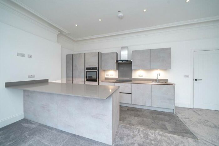 2 Bedroom Apartment To Rent In Quadrant House, Quadrant Mews, Buxton, SK17