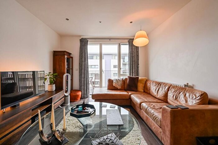 2 Bedroom Flat For Sale In Boyd Building, , Docklands, London, E16