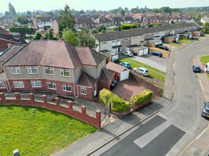 3 Bedroom Flat To Rent In Lyndale Road, Coventry, CV5