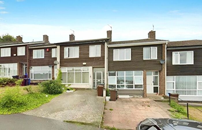 3 Bedroom Terraced House To Rent In Edge Well Rise, Sheffield, South Yorkshire, S6