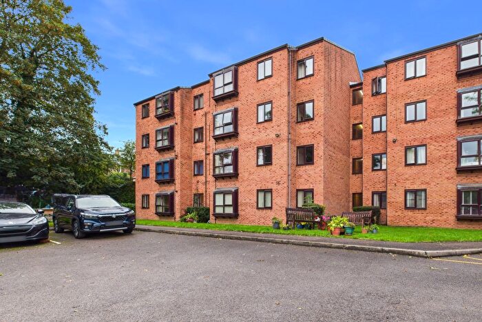 2 Bedroom Flat For Sale In Birchcroft, Nether Edge Road, Sheffield, South Yorkshire, S7
