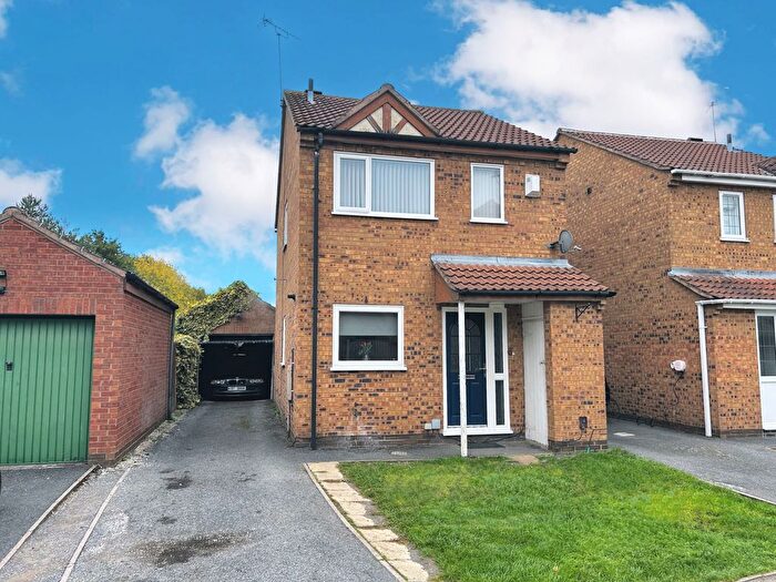 3 Bedroom Detached House For Sale In Shearwater Close, Derby, DE23