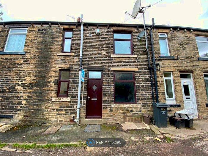 2 Bedroom Terraced House To Rent In Malton Street, Halifax, HX3