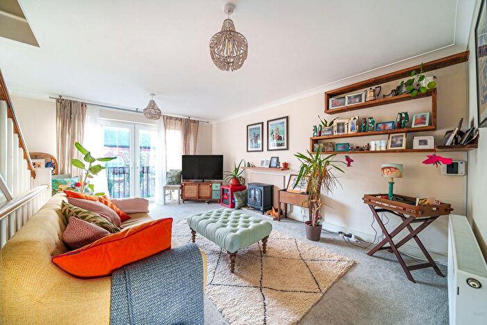 3 Bedroom Terraced House To Rent In Hyde Close, Winchester, SO23