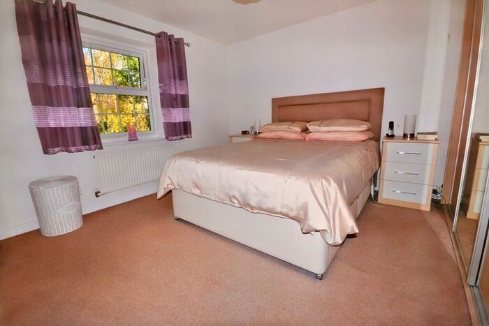 4 Bedroom Detached House For Sale In Onslow Road, GL18