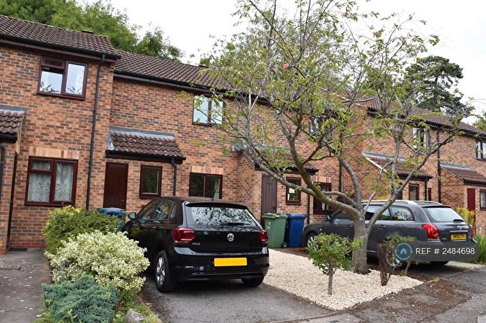 2 Bedroom Terraced House To Rent In Finch Close, Oxford, OX3