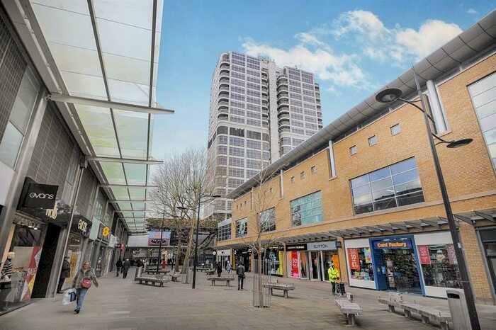 1 Bedroom Apartment To Rent In David Murray John Tower, Swindon, SN1