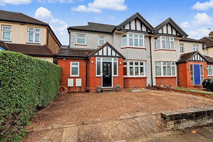 5 Bedroom Semi Detached House For Sale In Moresby Avenue, Surbiton, KT5