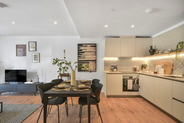 1 Bedroom Flat To Rent In Uncle, Deptford, SE8