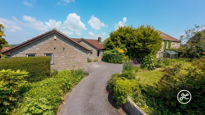 3 Bedroom Detached Bungalow For Sale In The Drive, Woolavington, Somerset, TA7