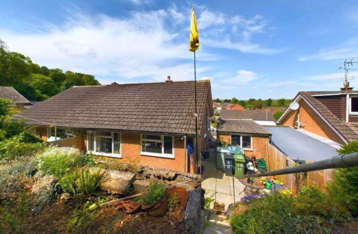 2 Bedroom Bungalow For Sale In Alder Grove, Forest Hill, Yeovil, BA20