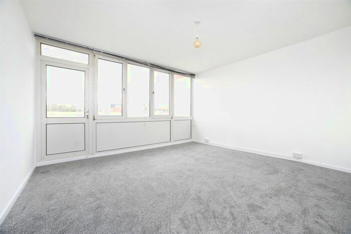 2 Bedroom Flat To Rent In Canterbury House, Royal Street, London, SE1