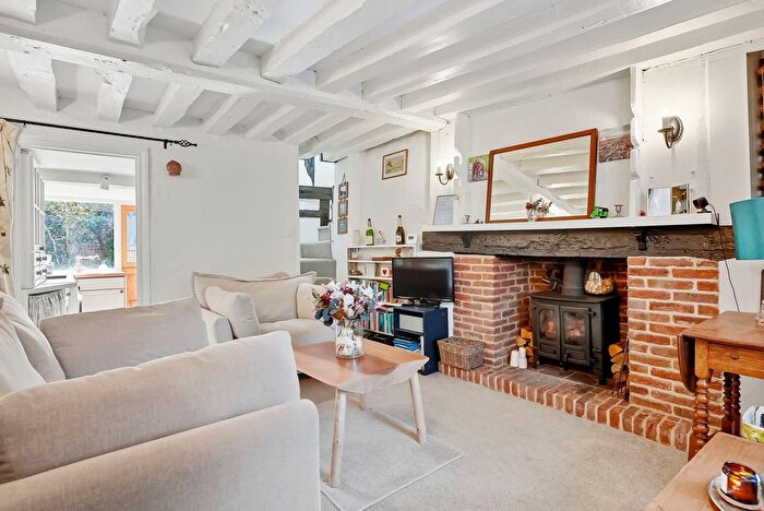 1 Bedroom Terraced House For Sale In Park Lane, Cheam, SM3