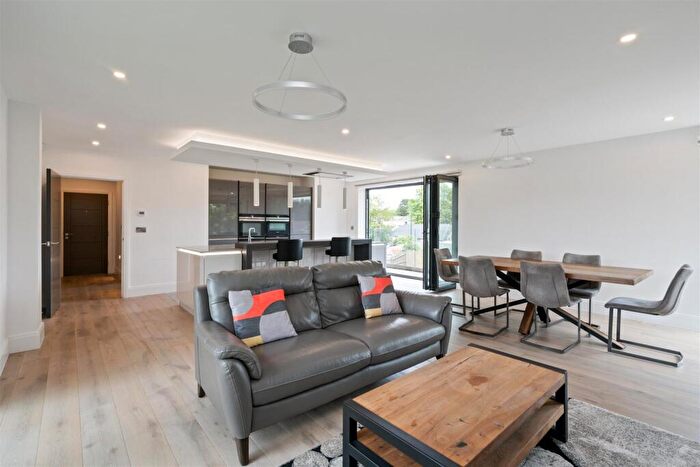 2 Bedroom Apartment To Rent In Blythwood, Blossomfield Road, Solihull, B91