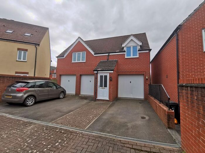 2 Bedroom Property To Rent In Meadowlands Avenue, Bridgwater, TA6