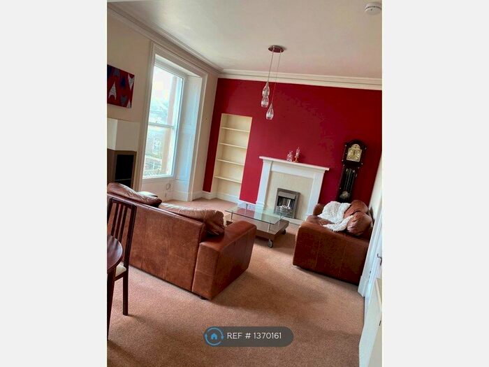 2 Bedroom Flat To Rent In High Street, Montrose, DD10